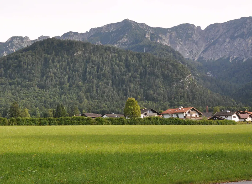 Bayerisch Gmain, Lattengebirge